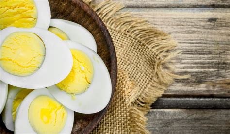 bad hard boiled egg test|how to tell if eggs are hard boiled.